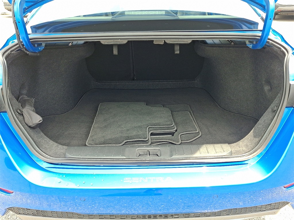 2023 Nissan Sentra SR - Photo 28