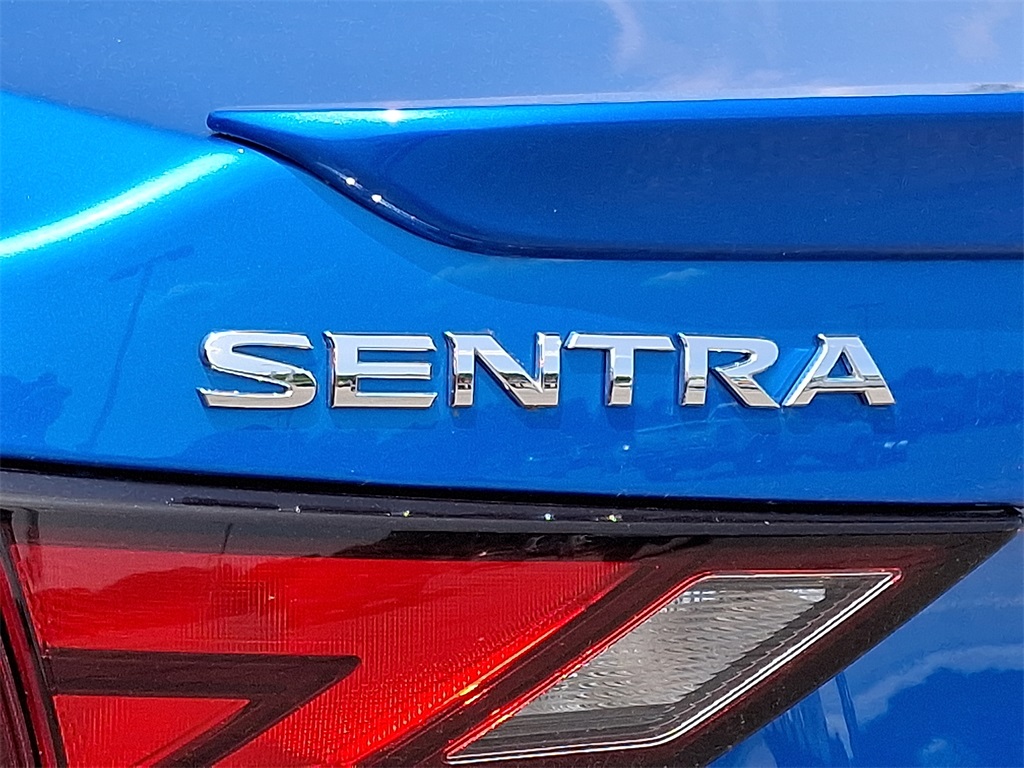 2023 Nissan Sentra SR - Photo 9