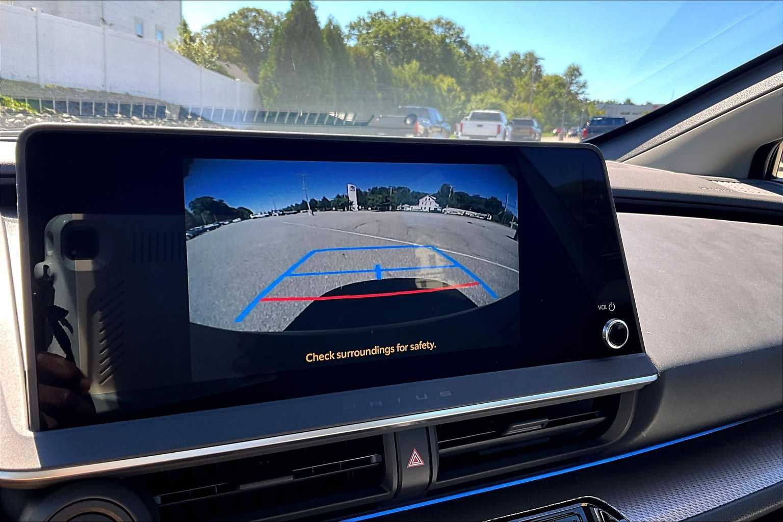2024 Toyota Prius XLE - Photo 19