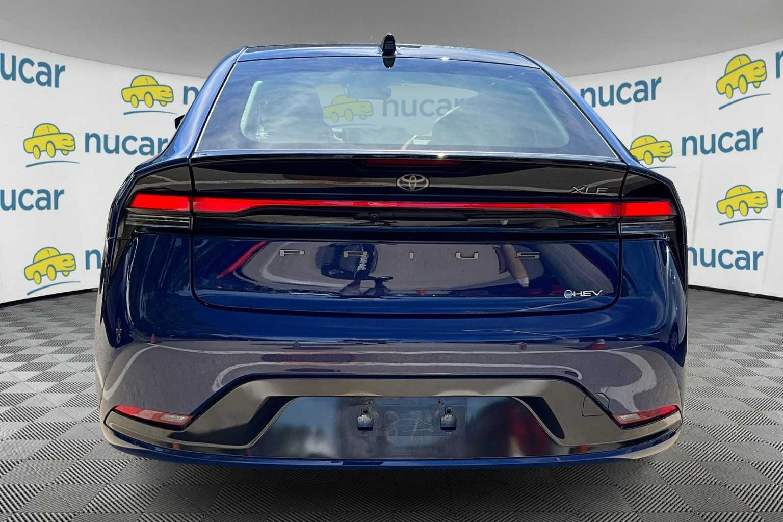 2024 Toyota Prius XLE - Photo 3