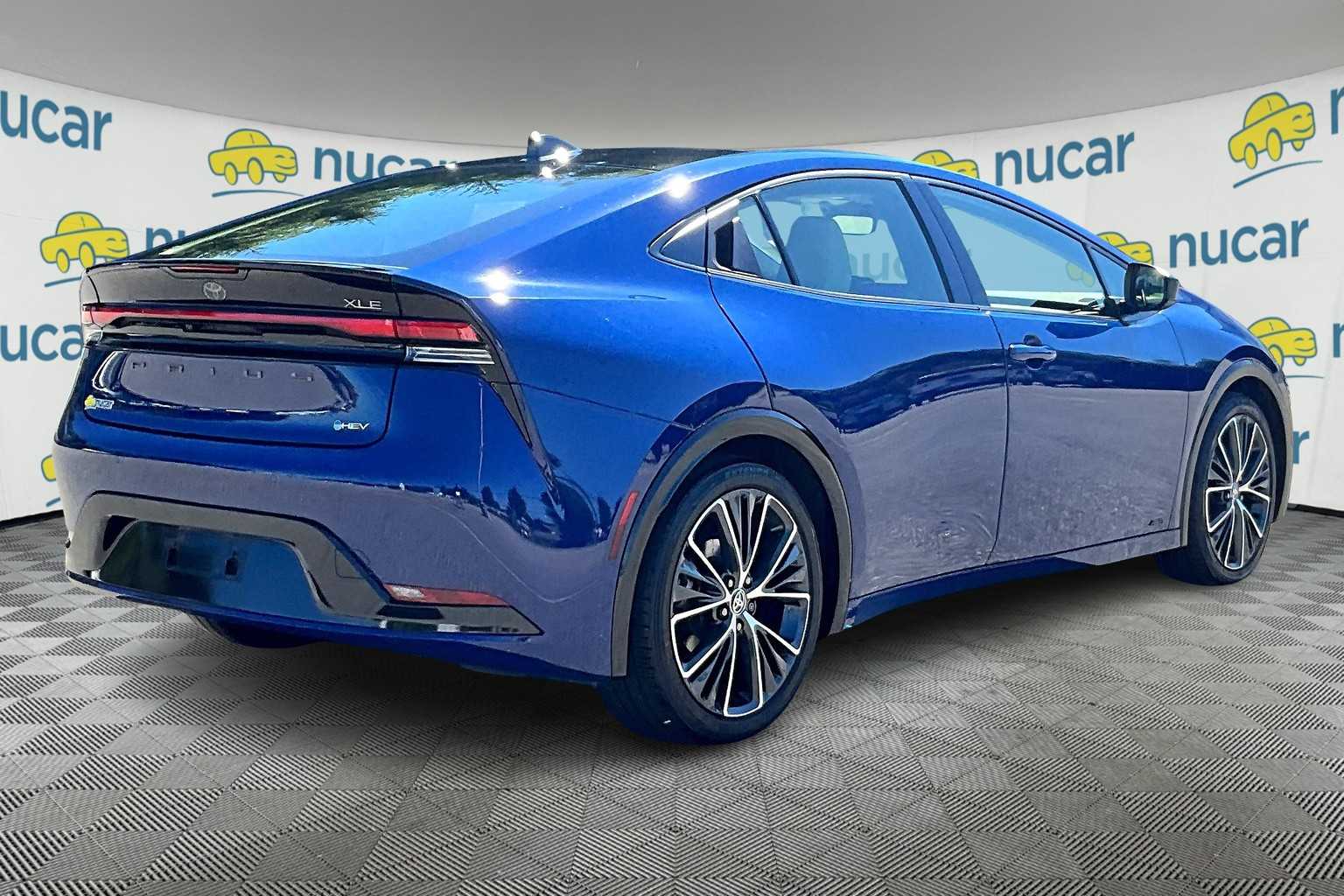 2024 Toyota Prius XLE - Photo 6