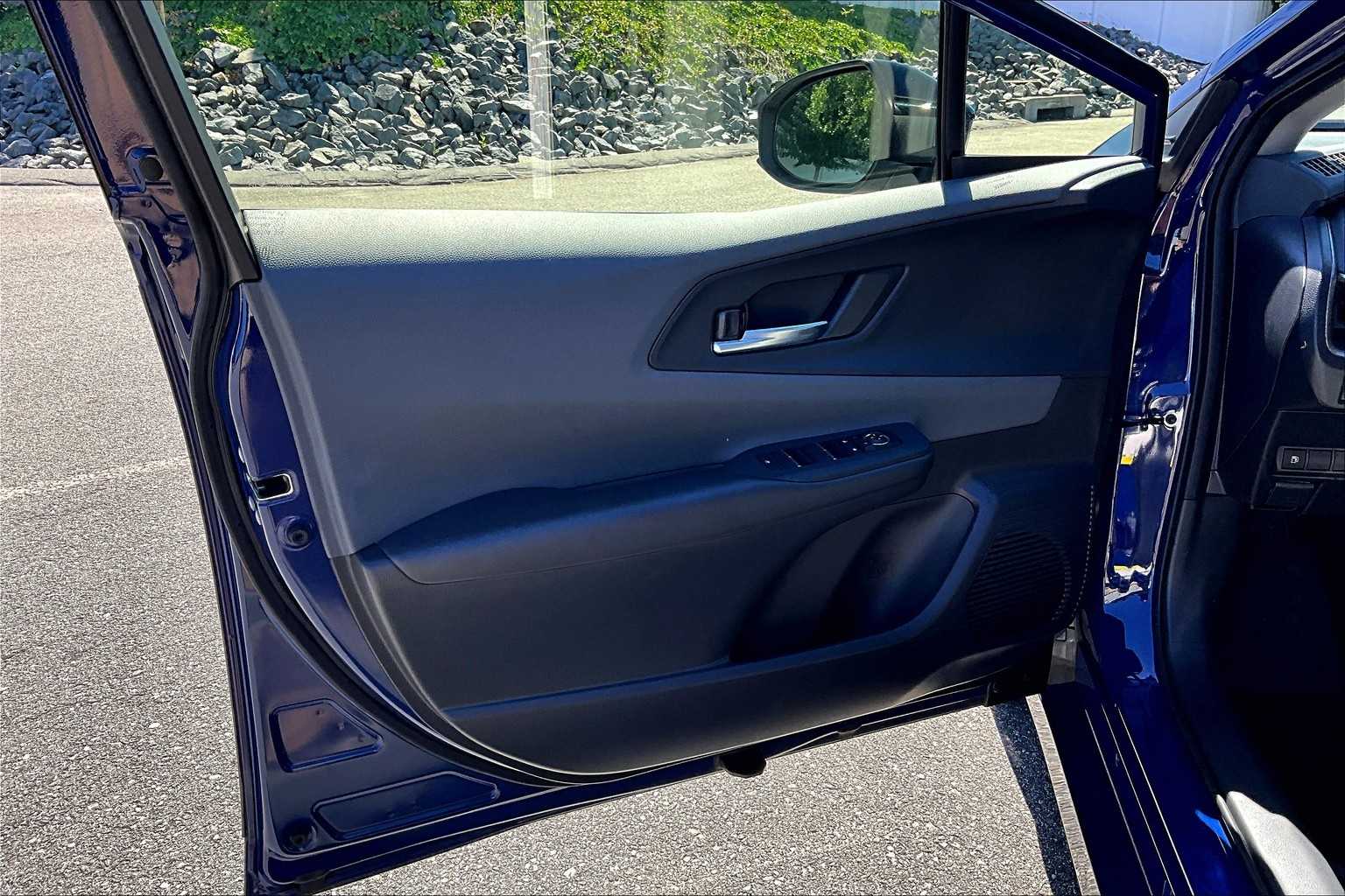 2024 Toyota Prius XLE - Photo 9