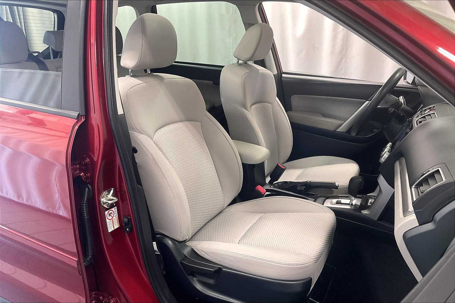 2018 Subaru Forester Premium - Photo 11