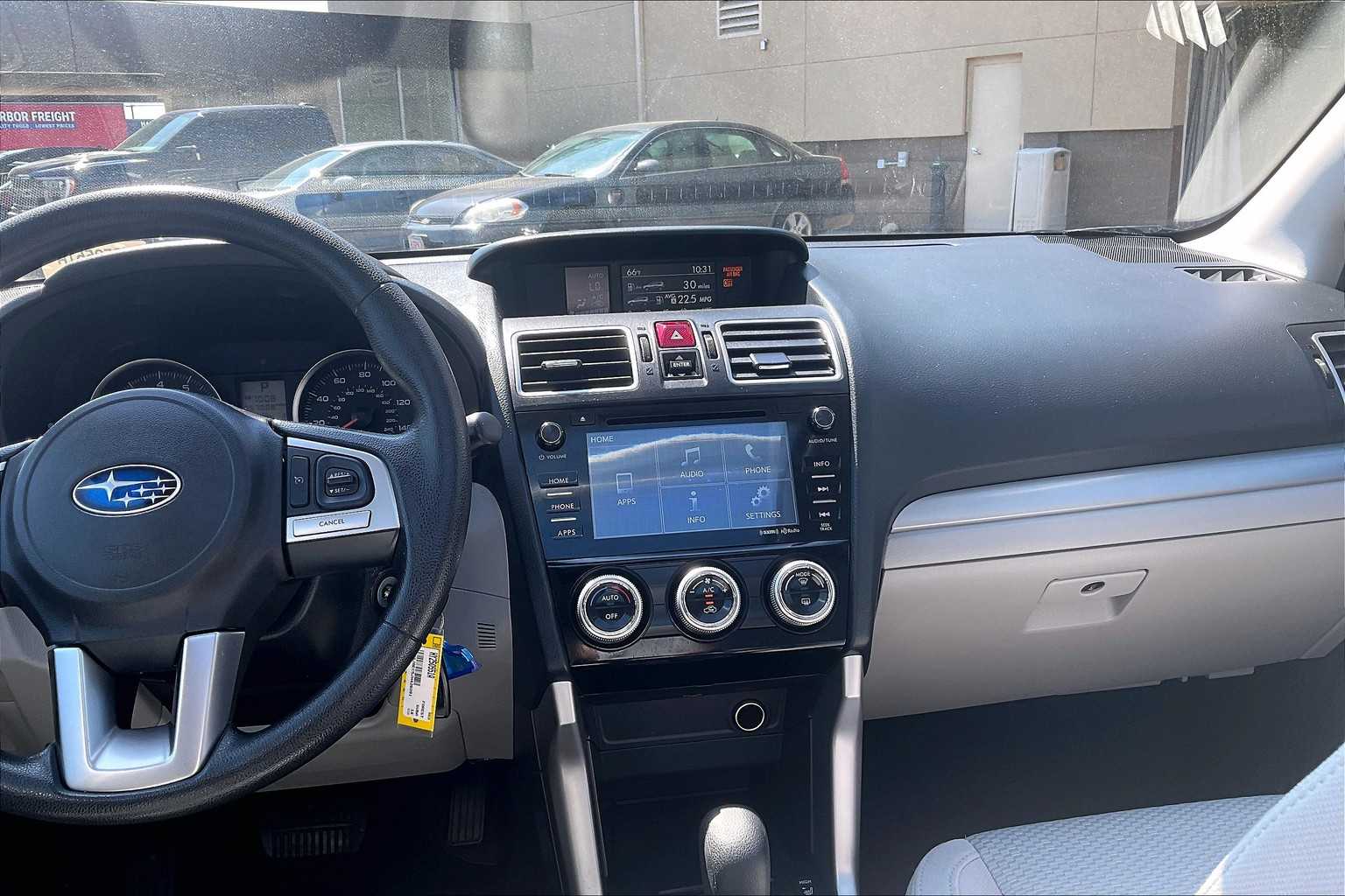 2018 Subaru Forester Premium - Photo 18