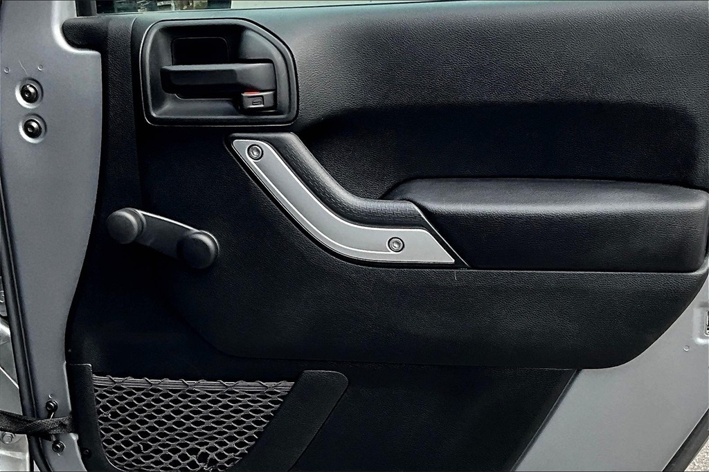 2018 Jeep Wrangler JK Rubicon - Photo 12