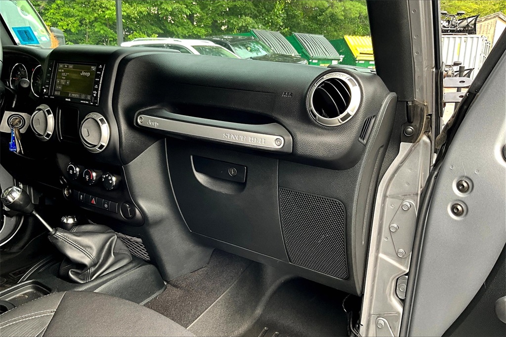 2018 Jeep Wrangler JK Rubicon - Photo 13