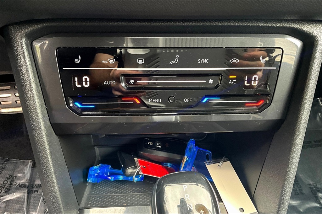 2022 Volkswagen Tiguan 2.0T SE R-Line Black - Photo 26