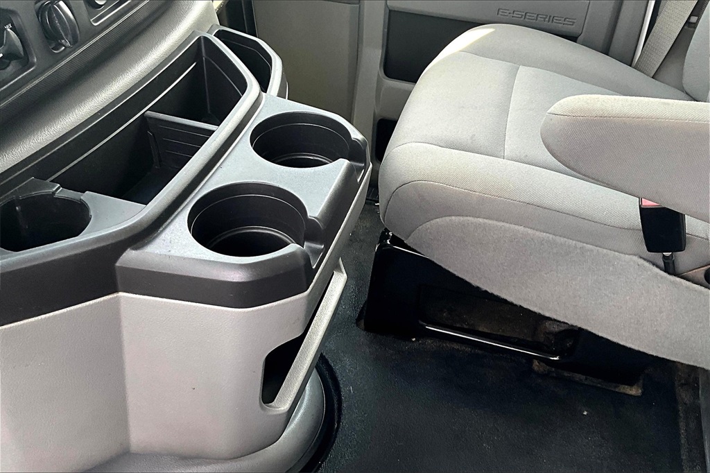 2018 Ford E-350SD Base - Photo 20