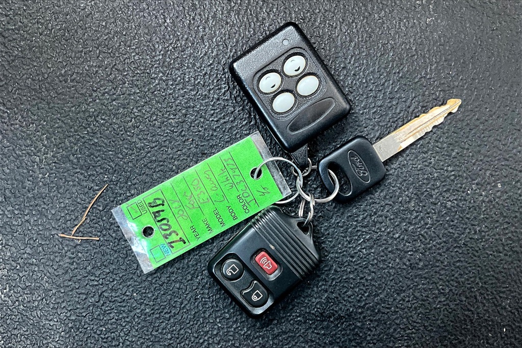 2018 Ford E-350SD Base - Photo 30
