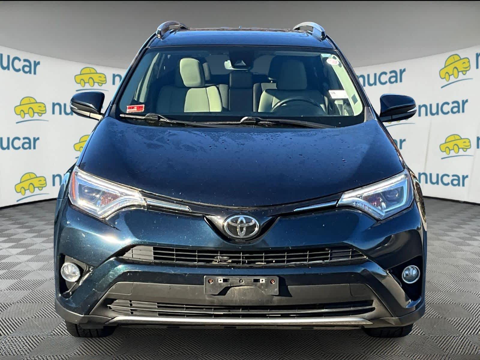 2018 Toyota RAV4 Limited - Photo 2