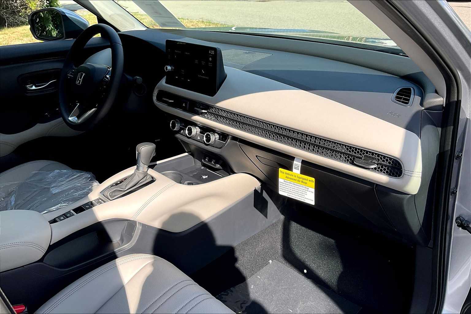 2026 Honda HR-V EX-L - Photo 10