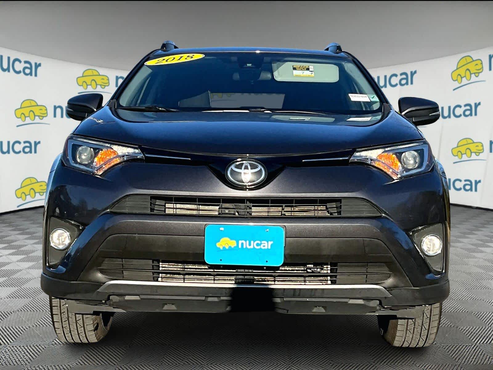 2018 Toyota RAV4 XLE - Photo 2