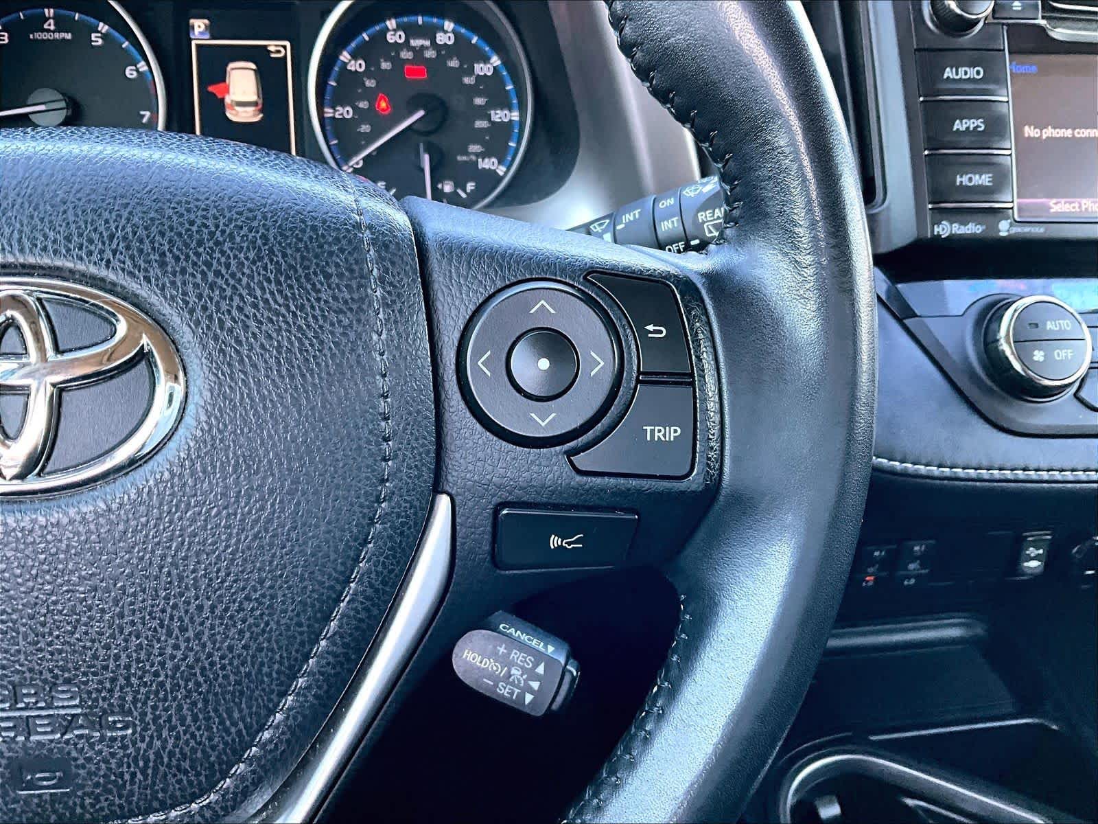 2018 Toyota RAV4 XLE - Photo 24