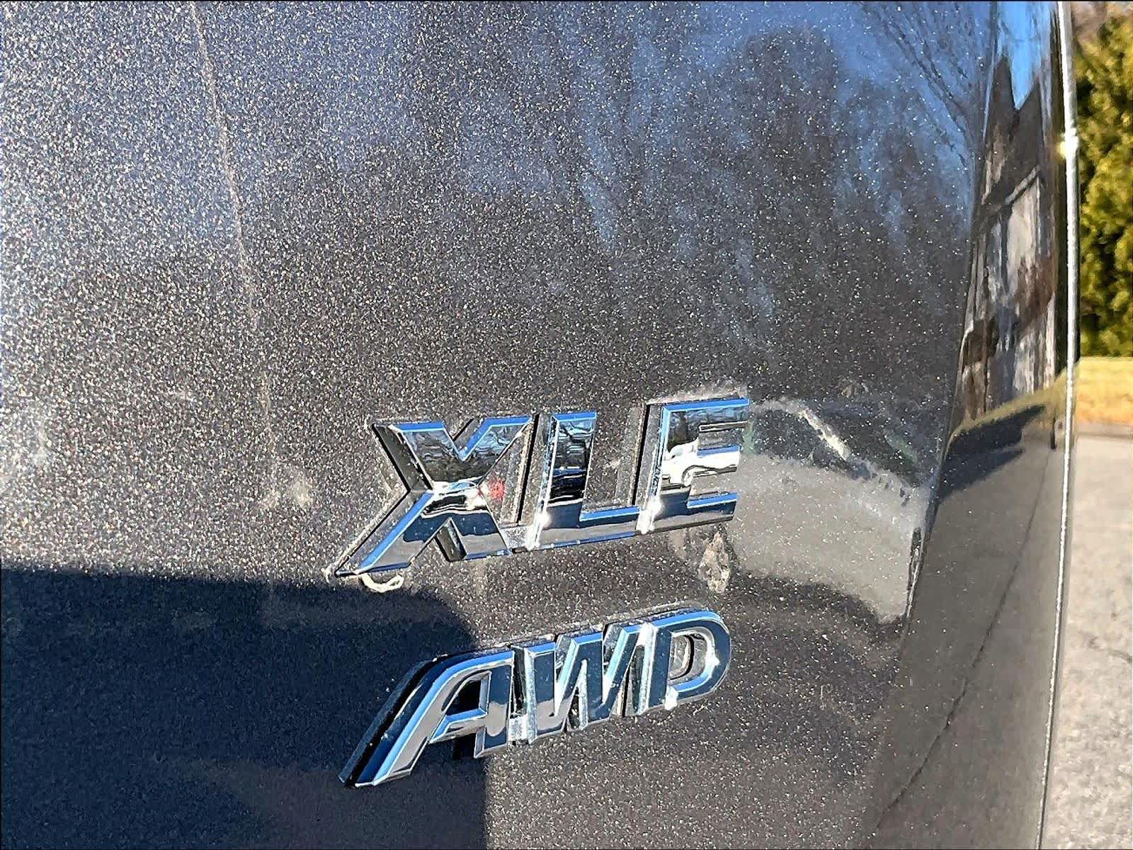 2018 Toyota RAV4 XLE - Photo 28