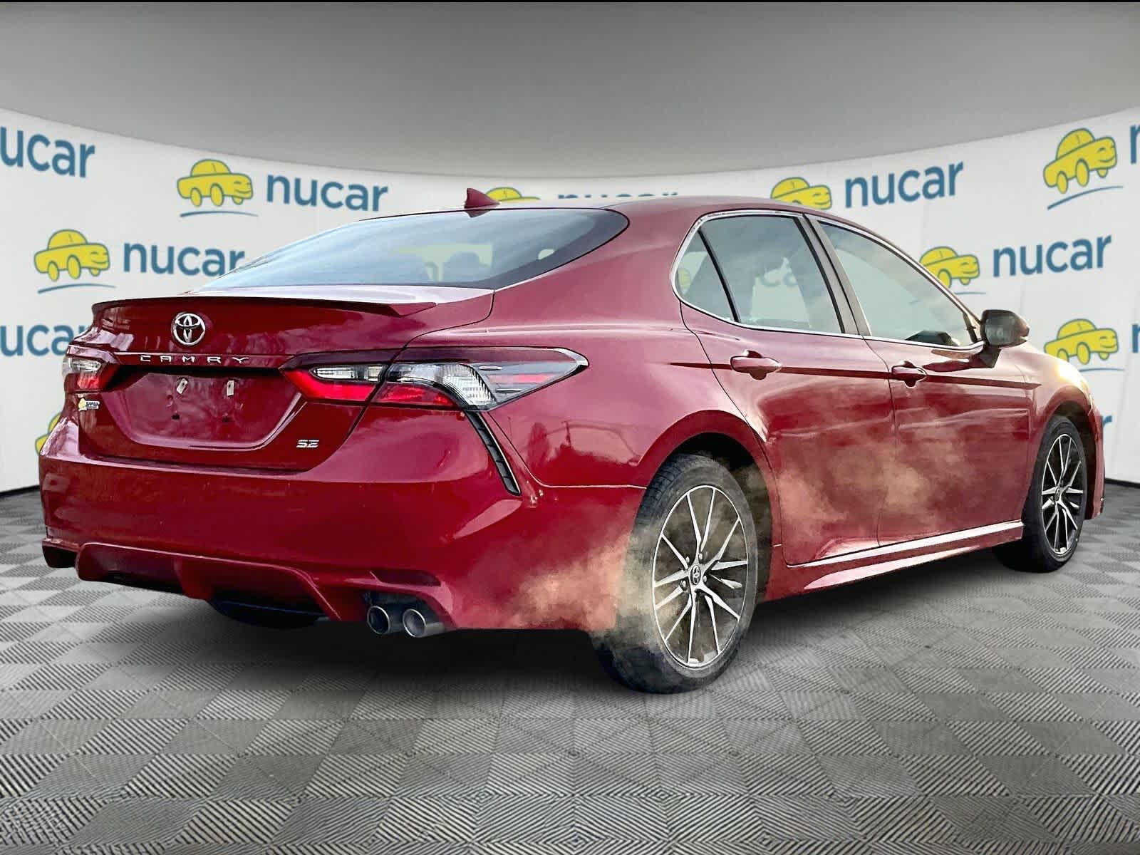 2021 Toyota Camry SE - Photo 6