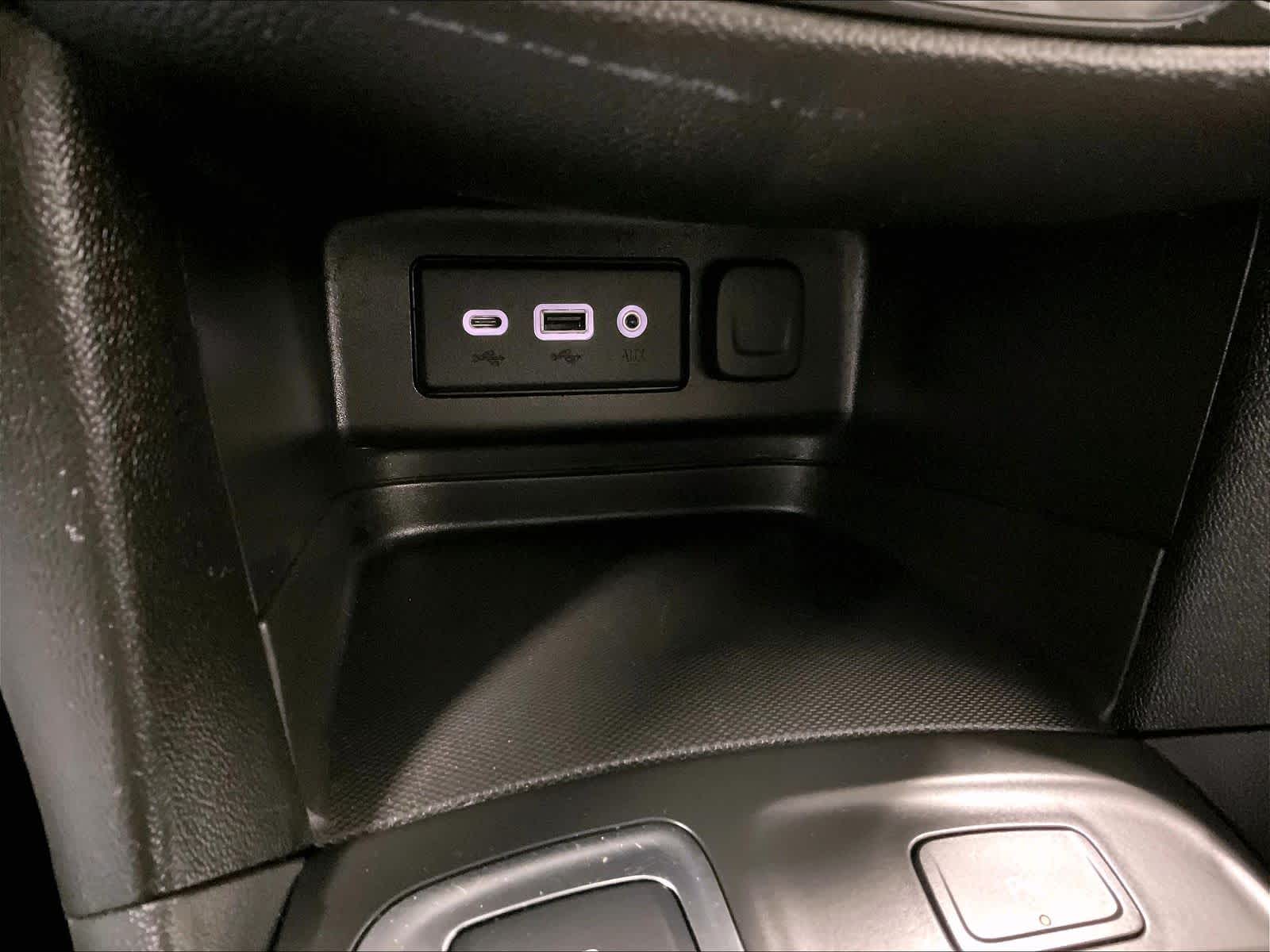 2022 Chevrolet Equinox LT - Photo 26