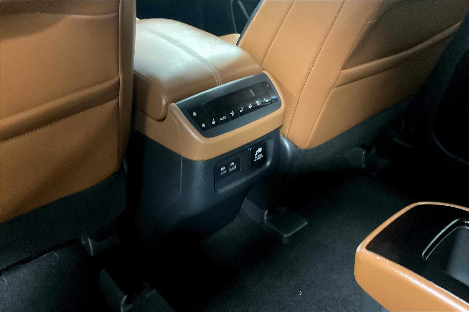 2022 Nissan Pathfinder Platinum - Photo 28
