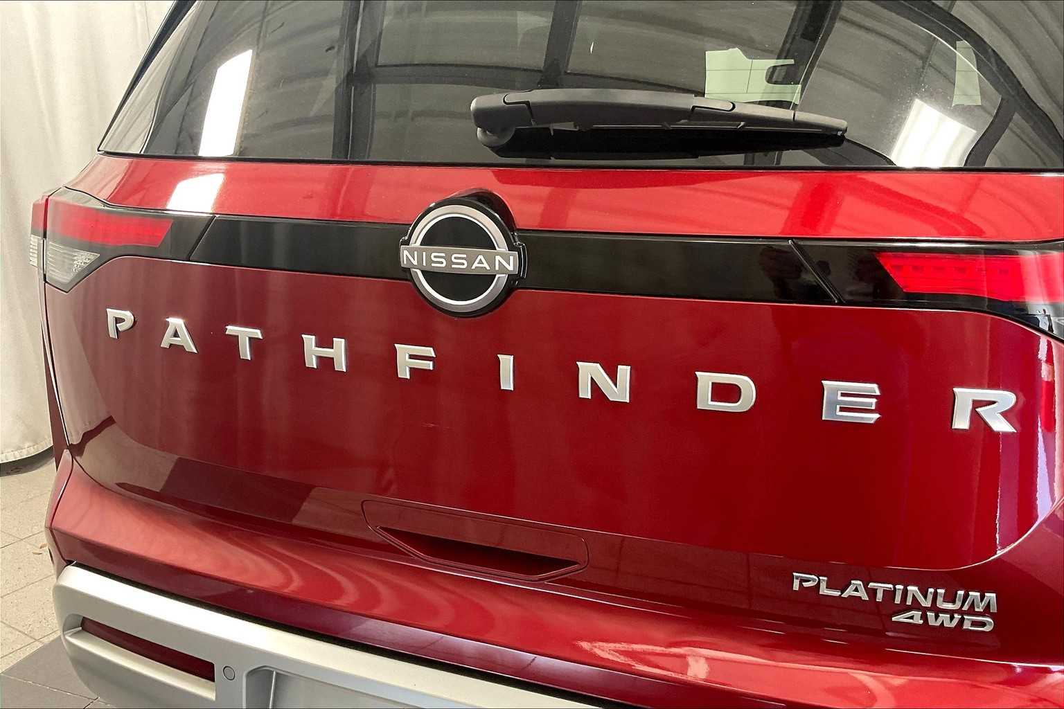 2022 Nissan Pathfinder Platinum - Photo 29