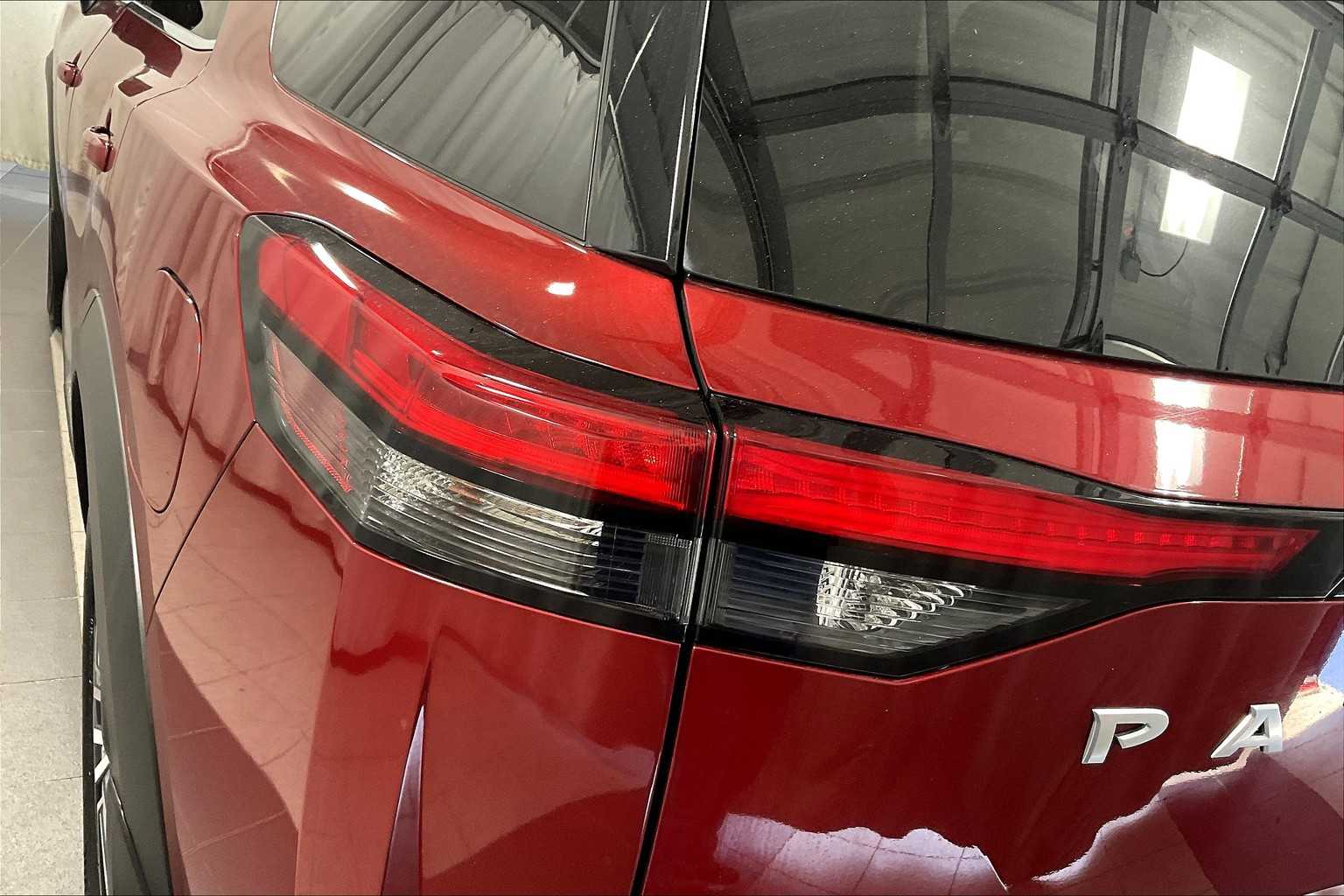 2022 Nissan Pathfinder Platinum - Photo 34