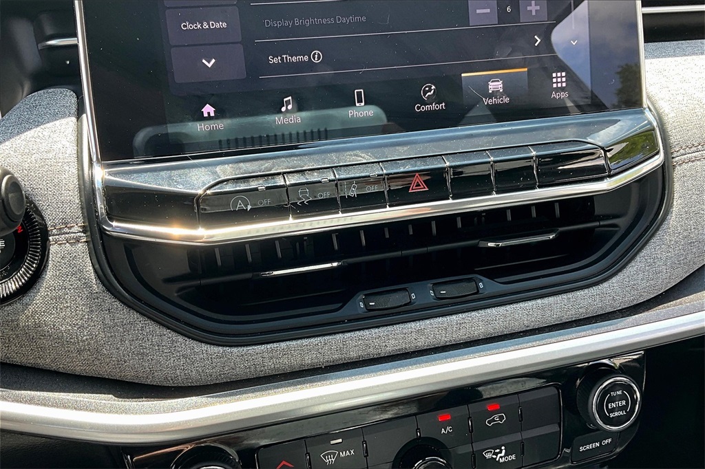 2022 Jeep Compass Latitude Lux - Photo 25