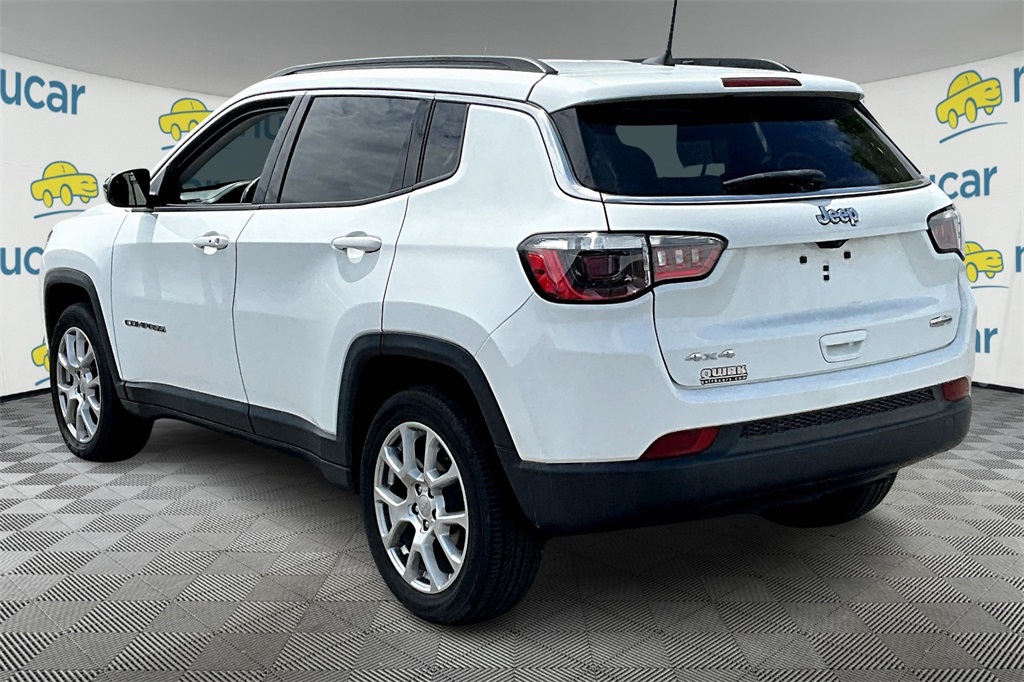 2022 Jeep Compass Latitude Lux - Photo 4