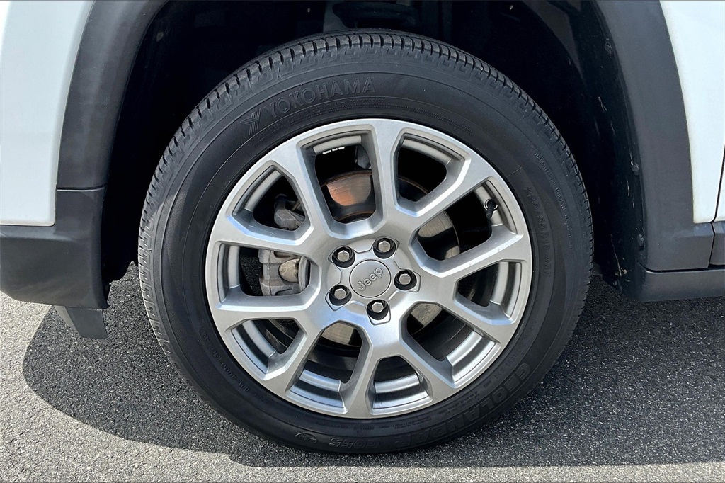 2022 Jeep Compass Latitude Lux - Photo 7