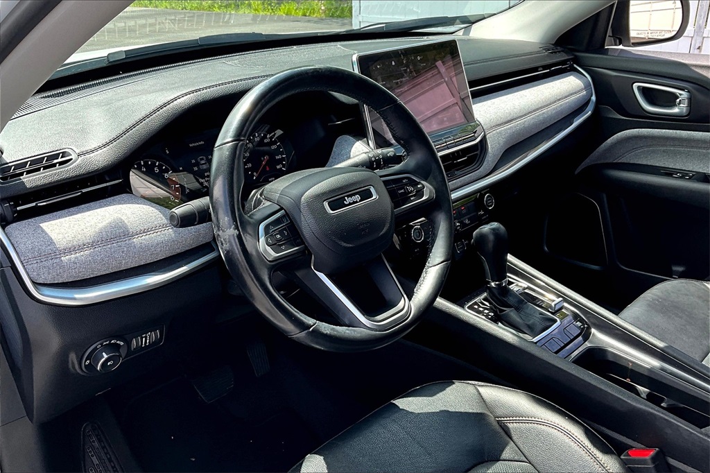 2022 Jeep Compass Latitude Lux - Photo 8