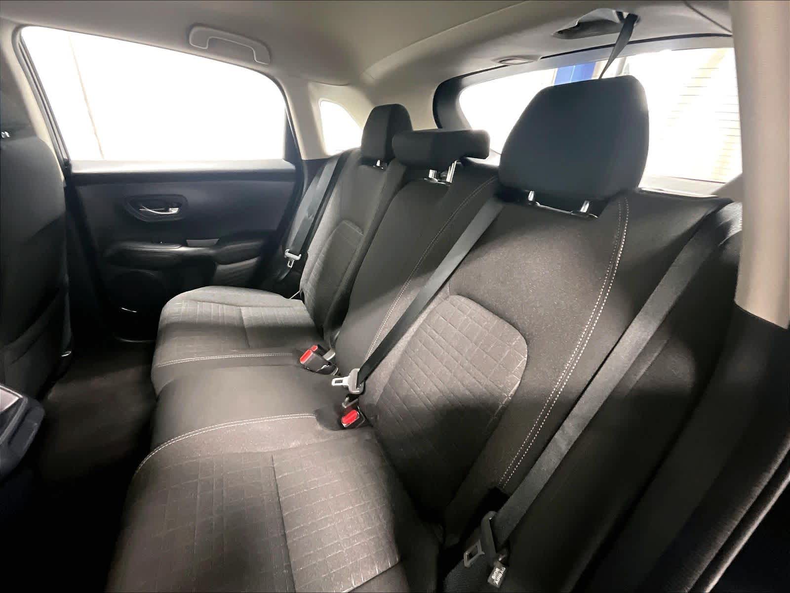 2025 Honda HR-V LX - Photo 15