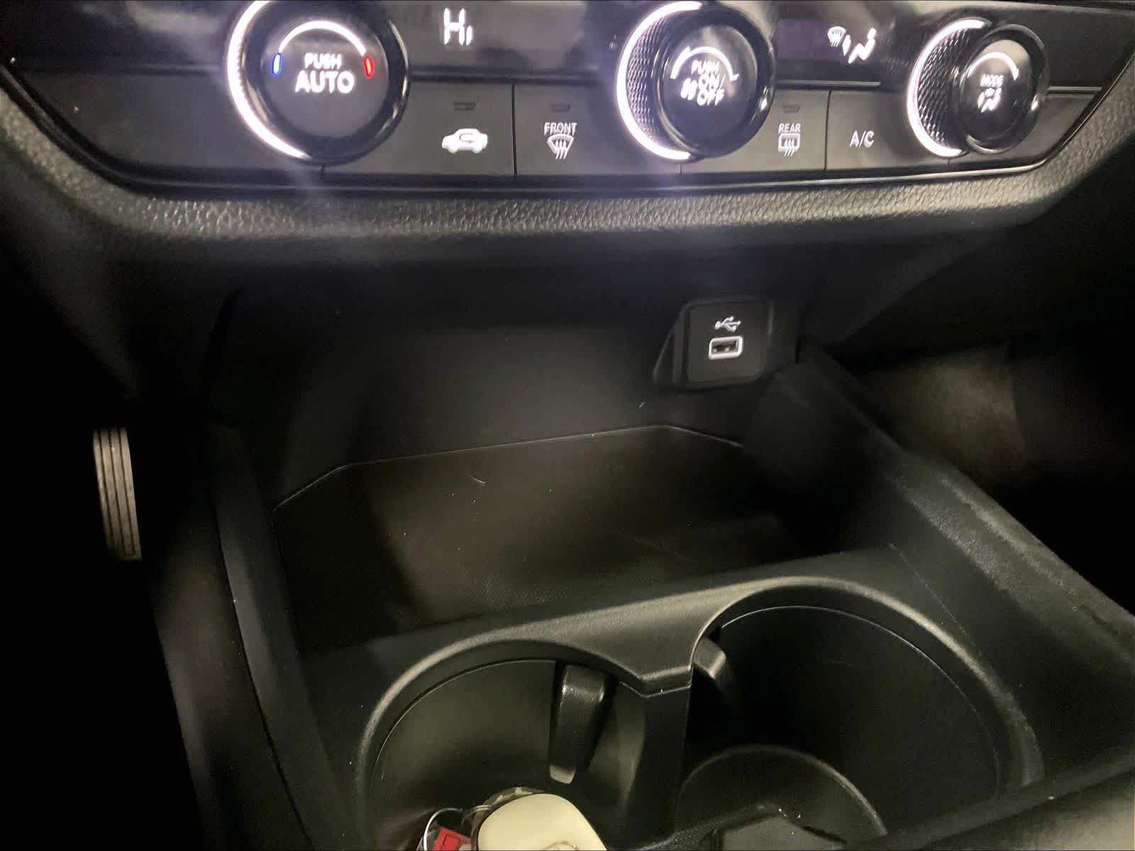 2025 Honda HR-V LX - Photo 26