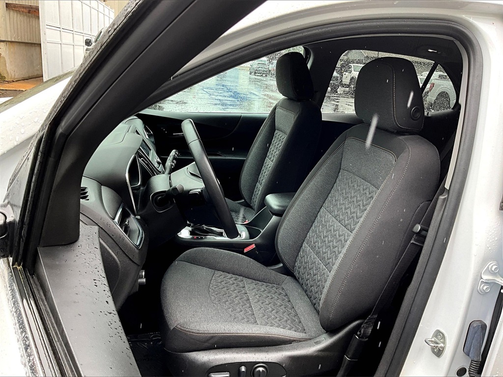 2022 Chevrolet Equinox LT - Photo 10