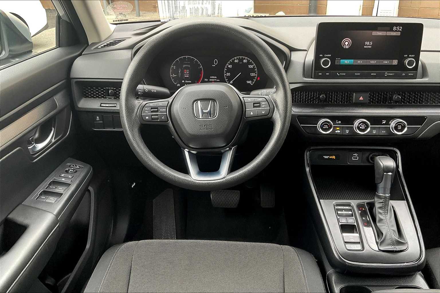 2024 Honda CR-V LX - Photo 17