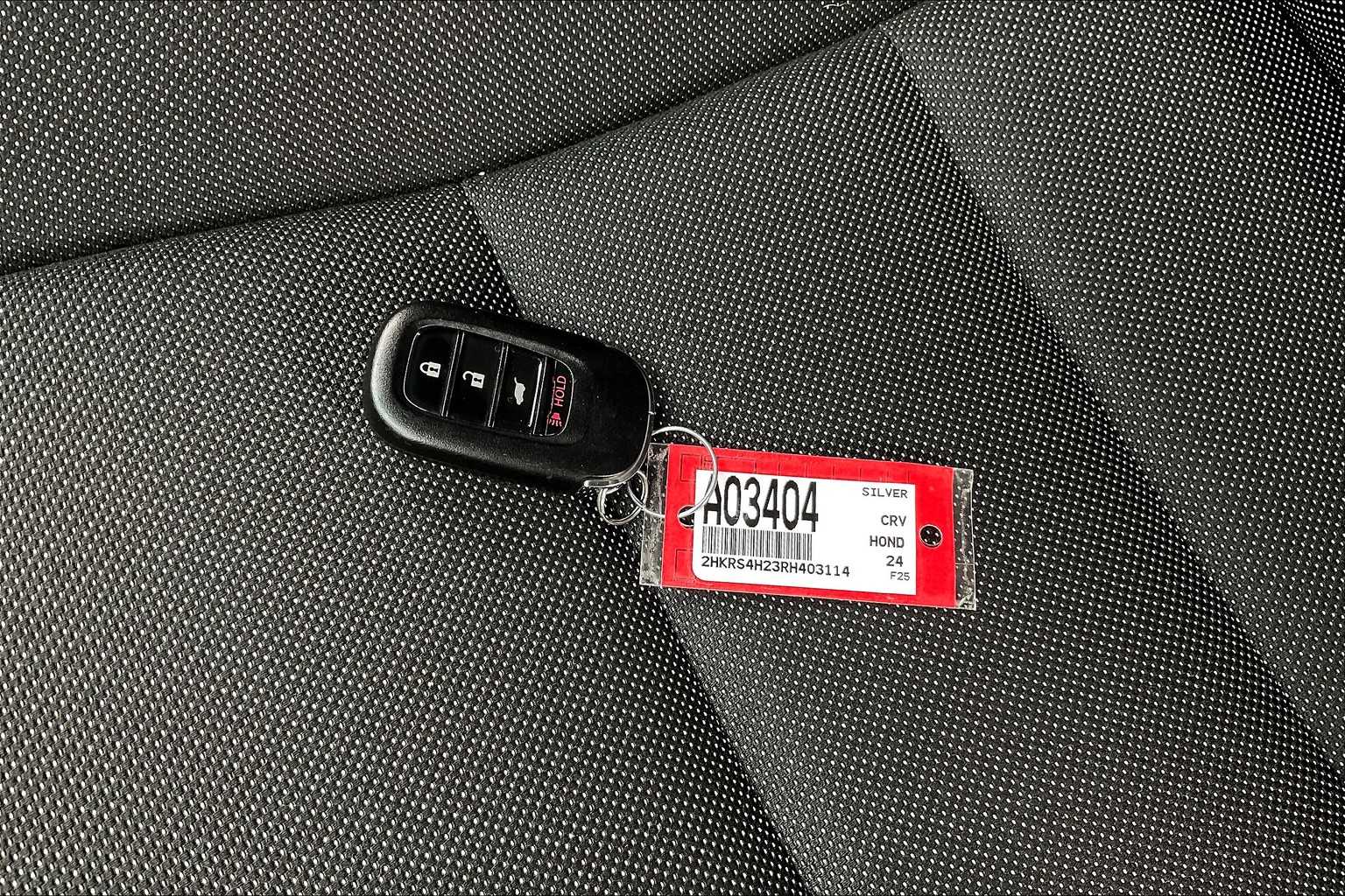 2024 Honda CR-V LX - Photo 30