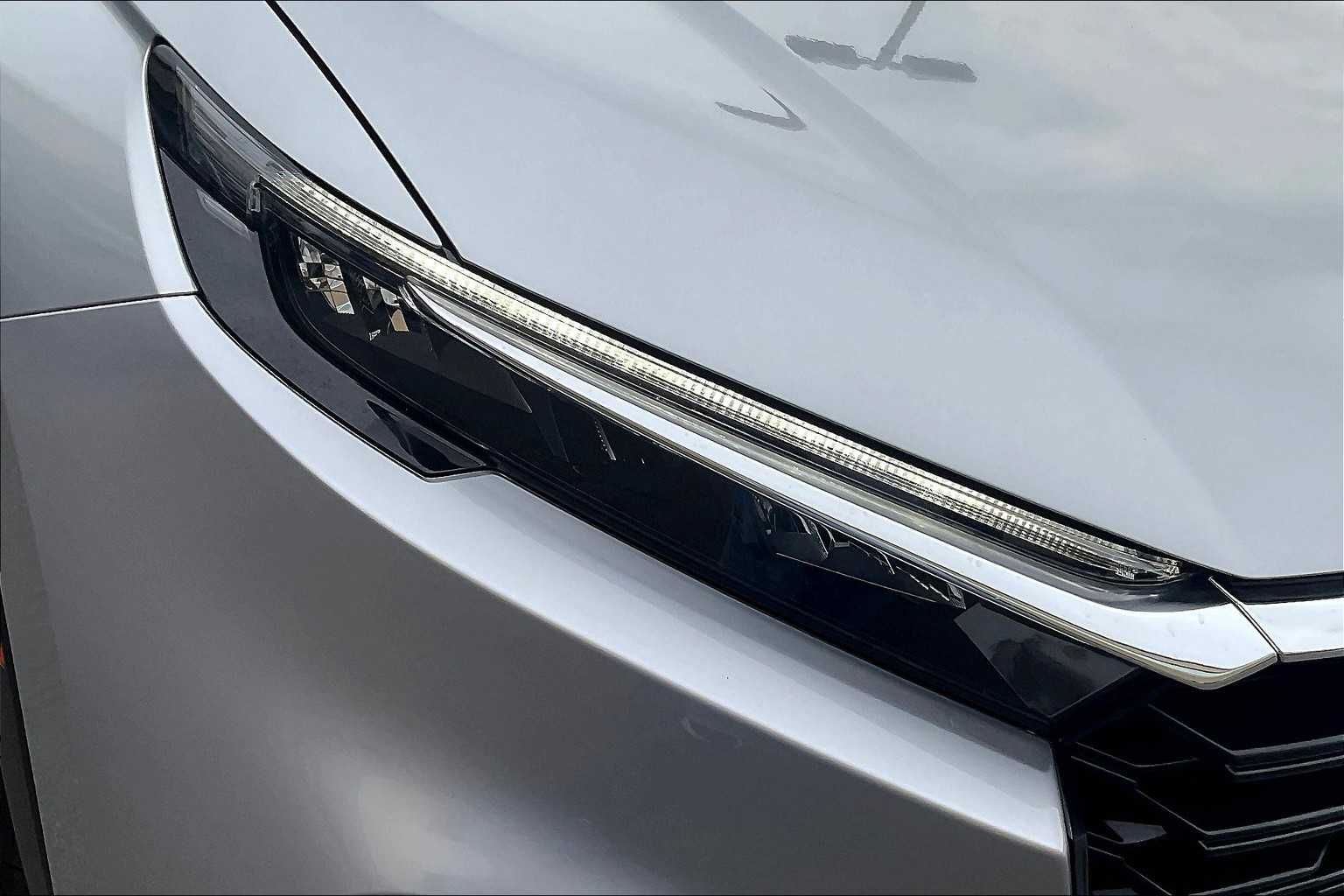 2024 Honda CR-V LX - Photo 32