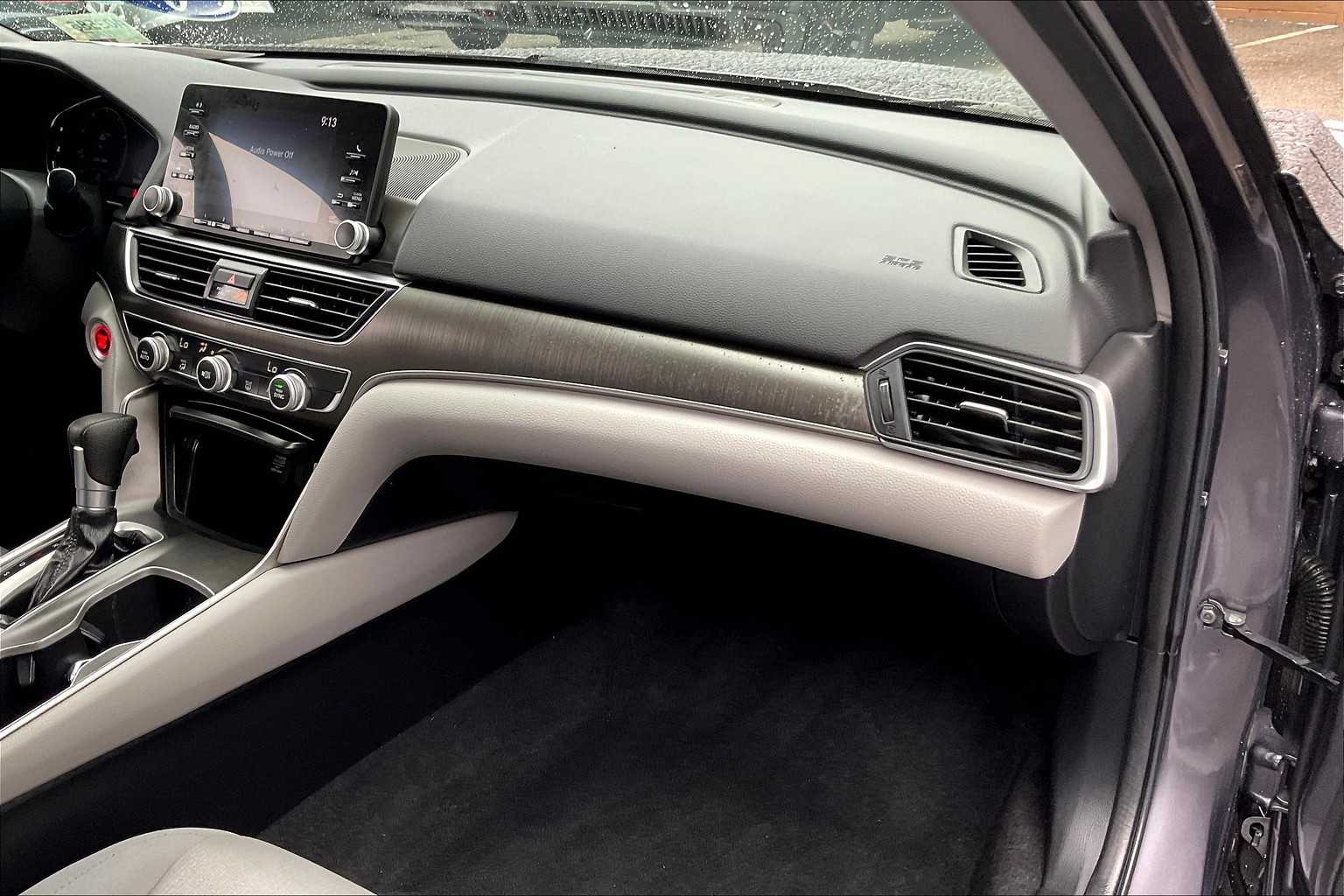 2020 Honda Accord LX - Photo 13