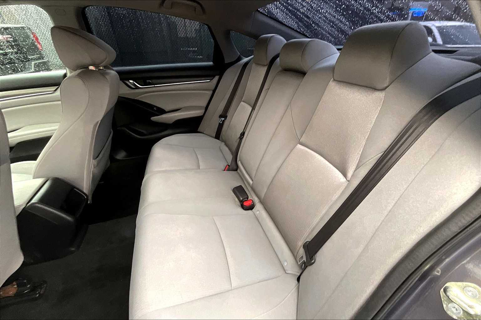 2020 Honda Accord LX - Photo 15