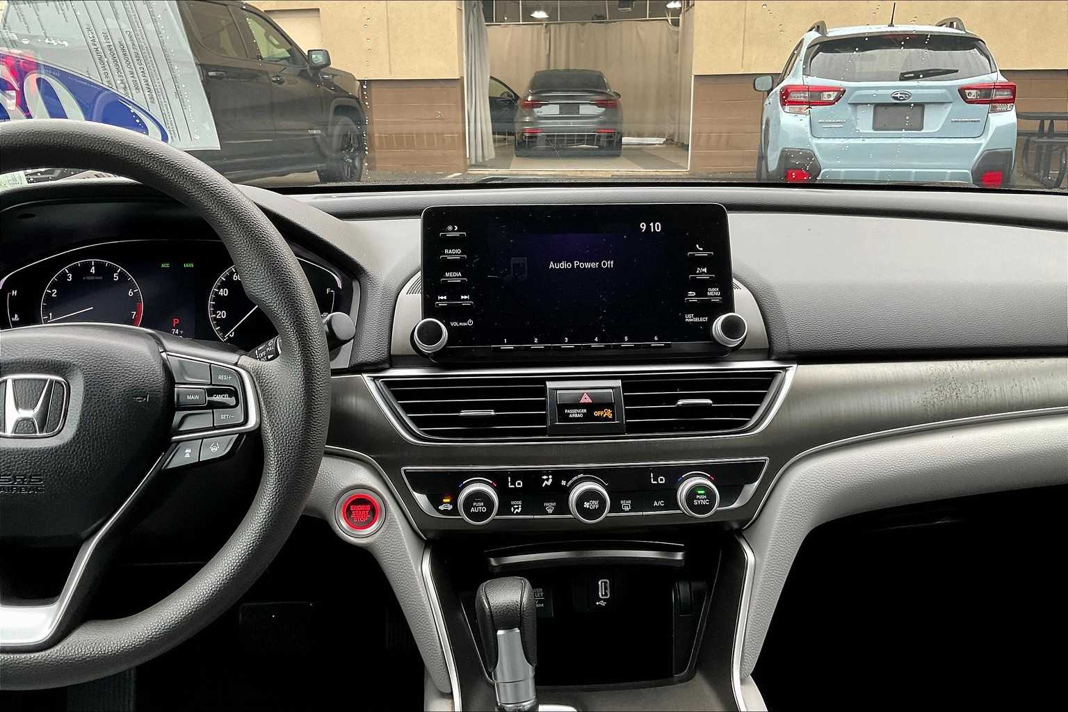 2020 Honda Accord LX - Photo 18
