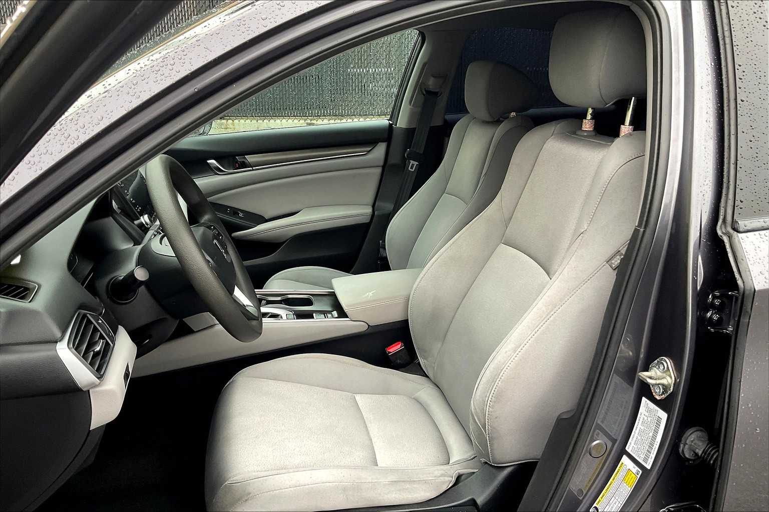 2020 Honda Accord LX - Photo 10