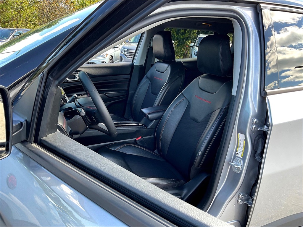 2022 Jeep Compass Trailhawk - Photo 9