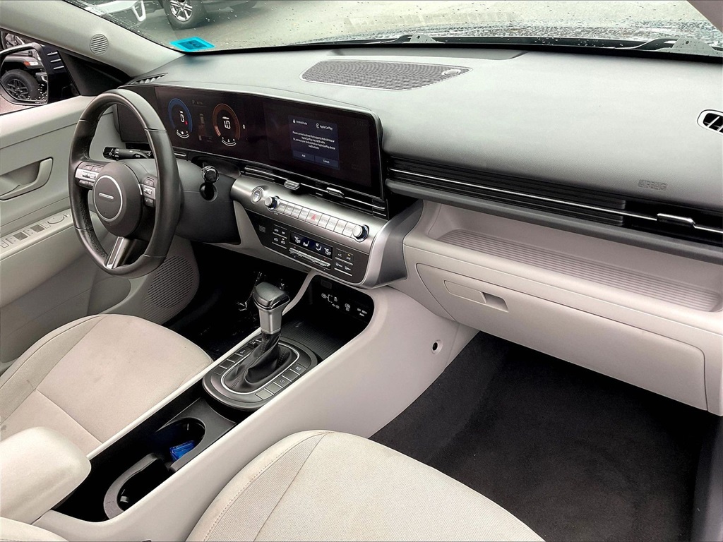 2024 Hyundai Kona SEL - Photo 13