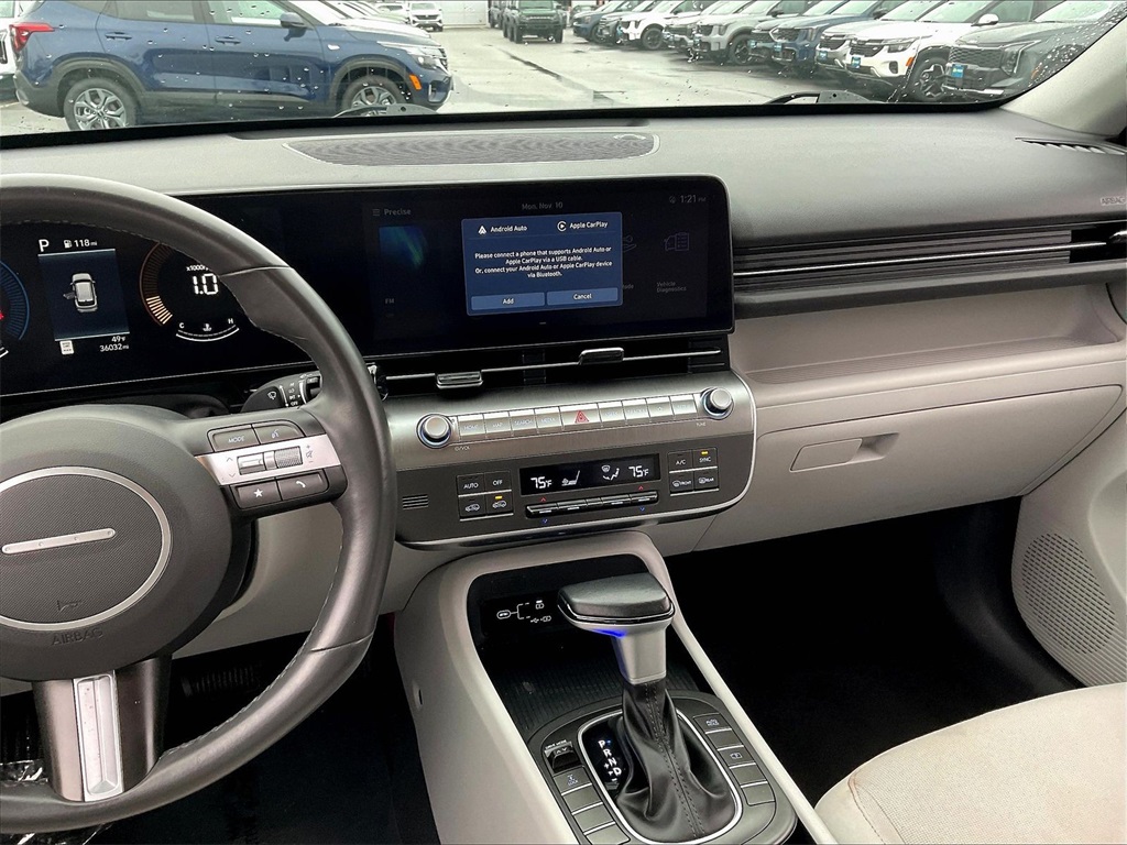 2024 Hyundai Kona SEL - Photo 17