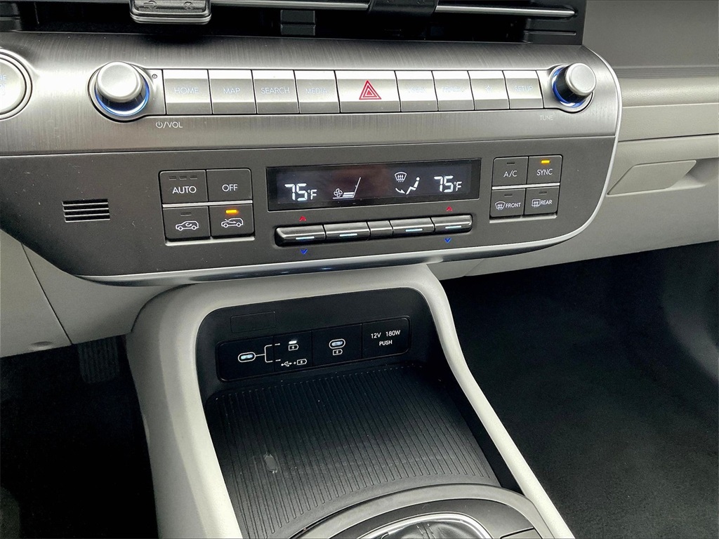 2024 Hyundai Kona SEL - Photo 24