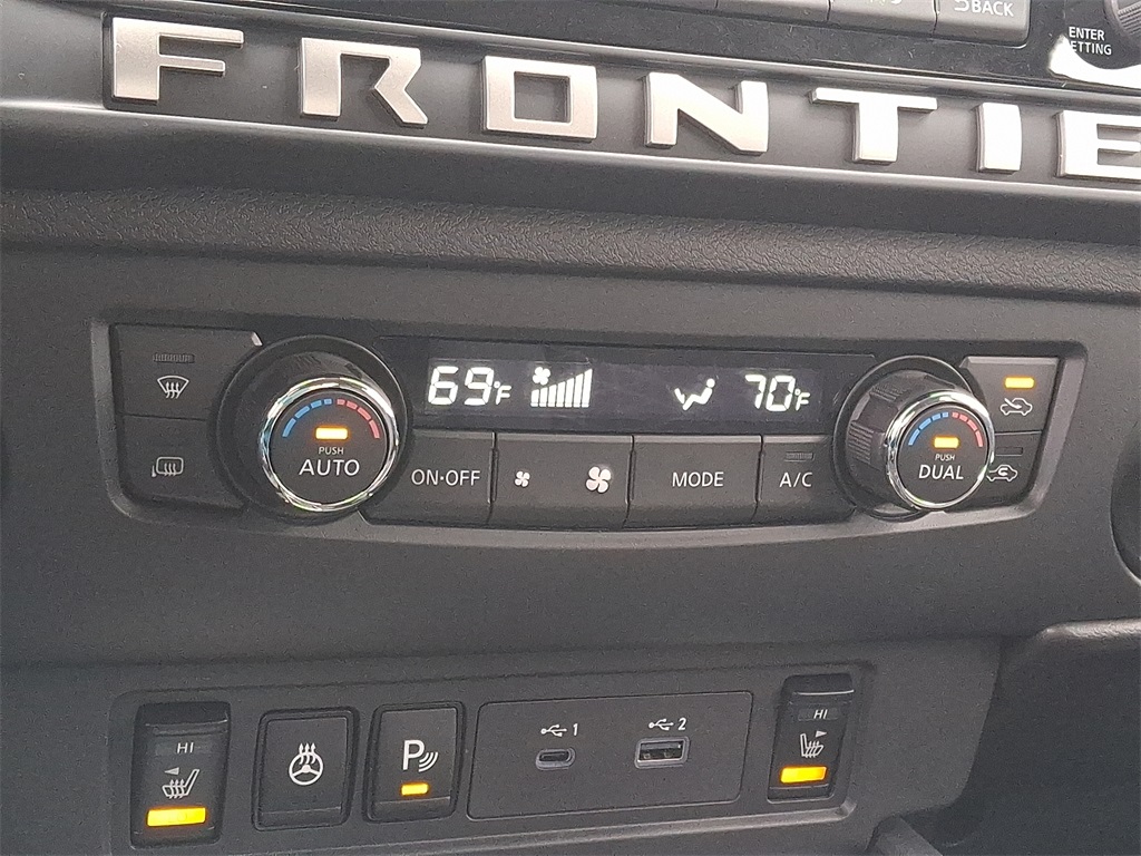 2026 Nissan Frontier SV - Photo 11