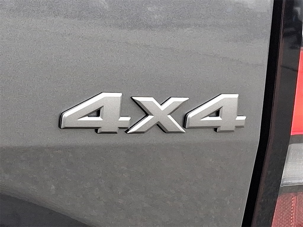 2026 Nissan Frontier SV - Photo 19