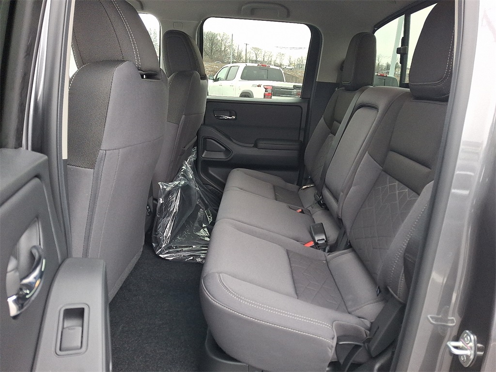 2026 Nissan Frontier SV - Photo 6