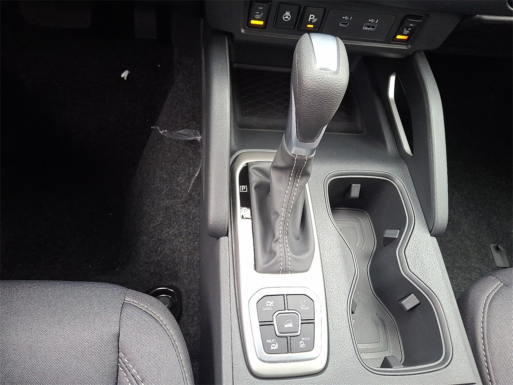 2026 Nissan Frontier SV - Photo 10