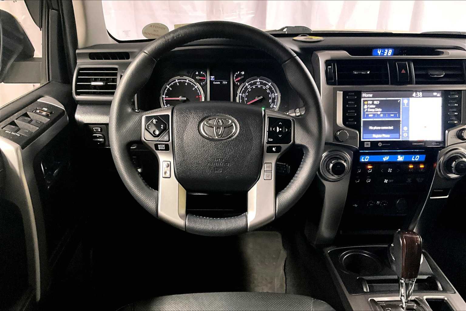 2022 Toyota 4Runner Limited - Photo 17
