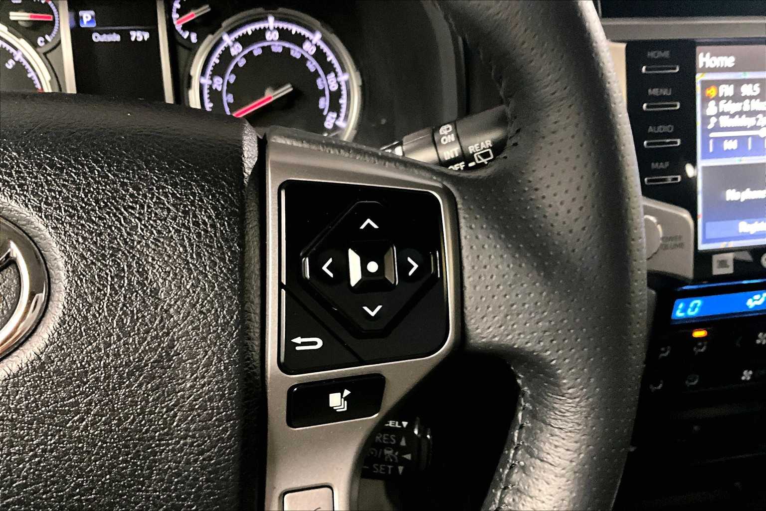 2022 Toyota 4Runner Limited - Photo 24