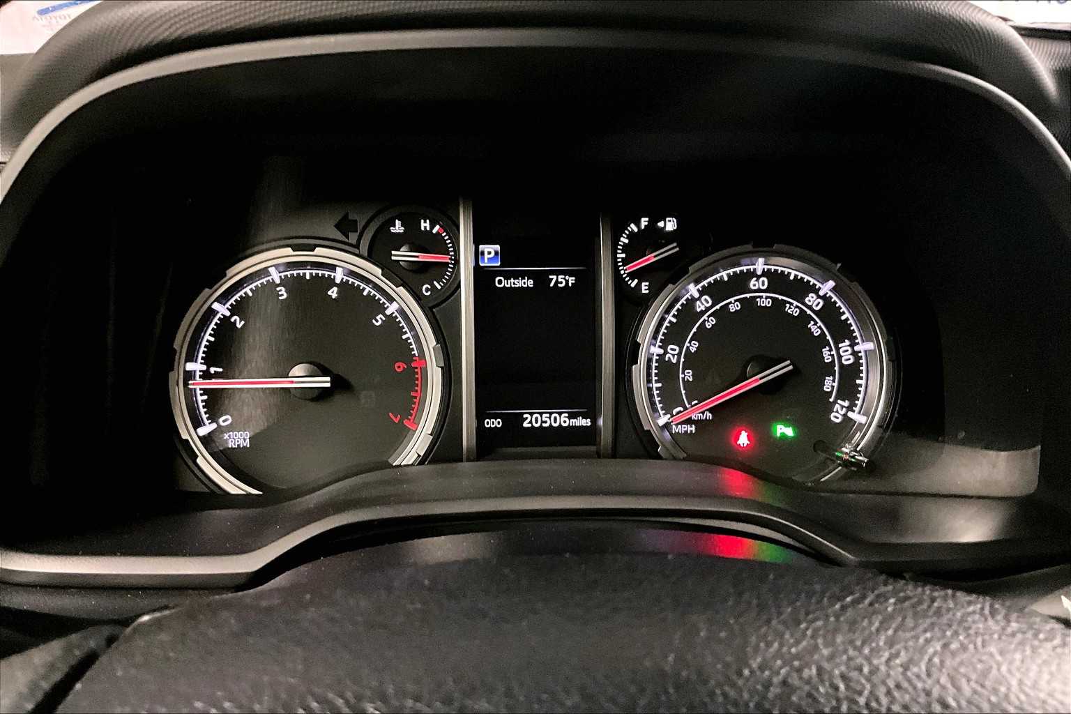 2022 Toyota 4Runner Limited - Photo 25