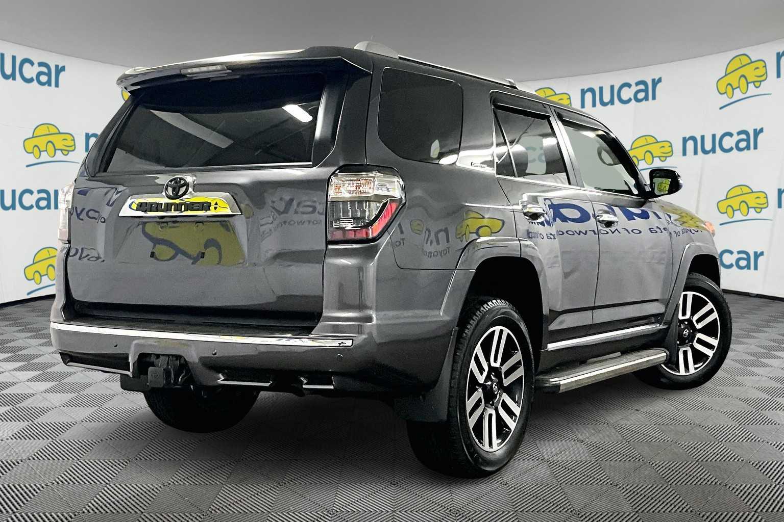 2022 Toyota 4Runner Limited - Photo 6
