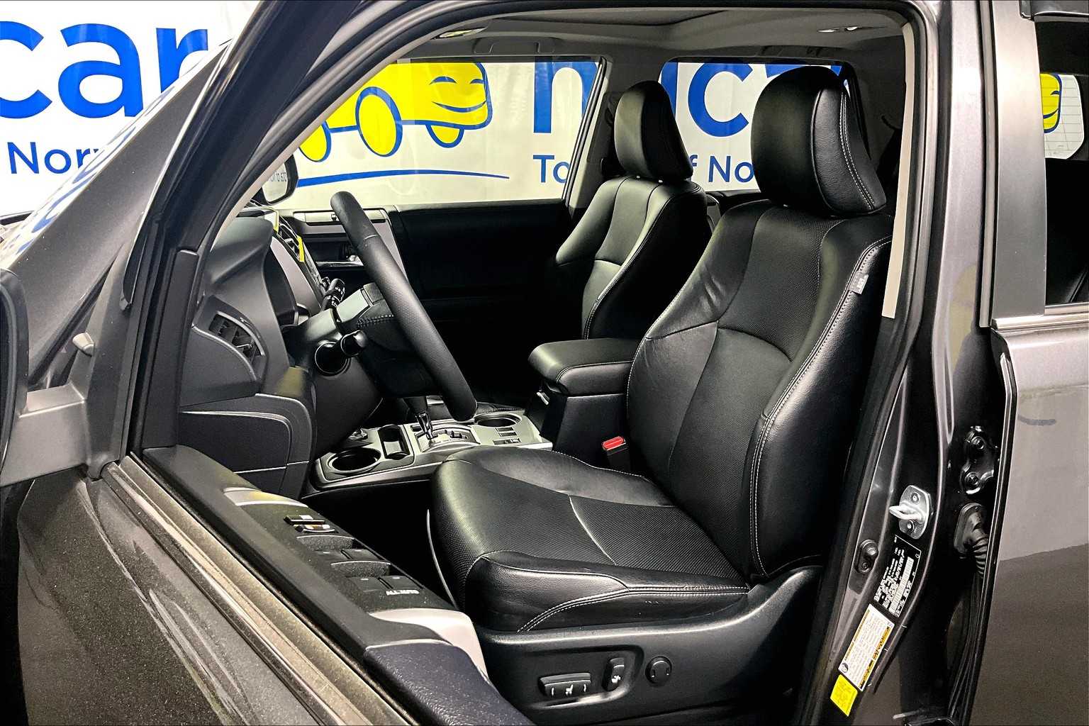 2022 Toyota 4Runner Limited - Photo 10
